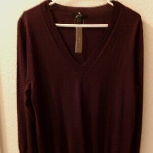 NWTS, J. CREW, SIZE L, BURGUNDY, V NECK, LIGHT WEIGHT, LONG SLEEVE SWEATER